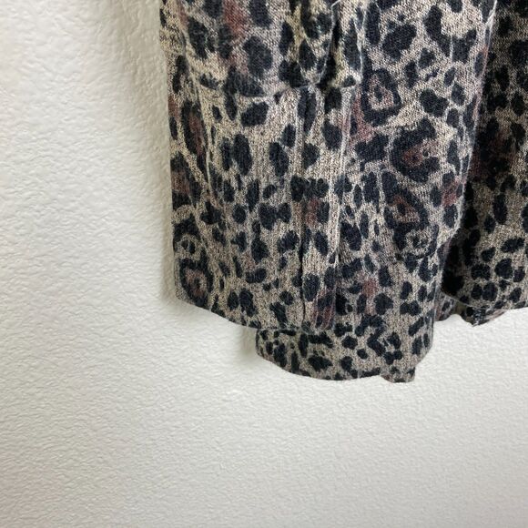 Peace and Pearls Women's Sweater Size 1X Brown Black Animal Print Cowl Neck Soft - Picture 2 of 7